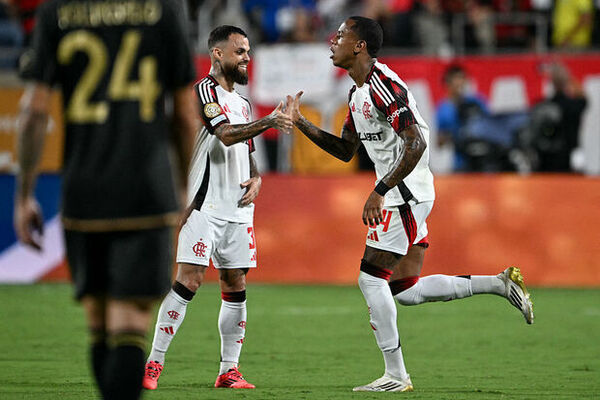 Empate entre Los Angeles FC y Flamengo en un emocionante encuentro