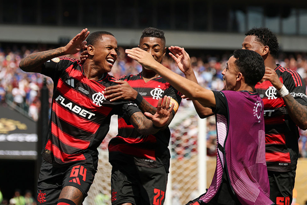 Los ingleses en la rueda! Flamengo se impone, remonta ante el Chelsea y encamina su clasi...